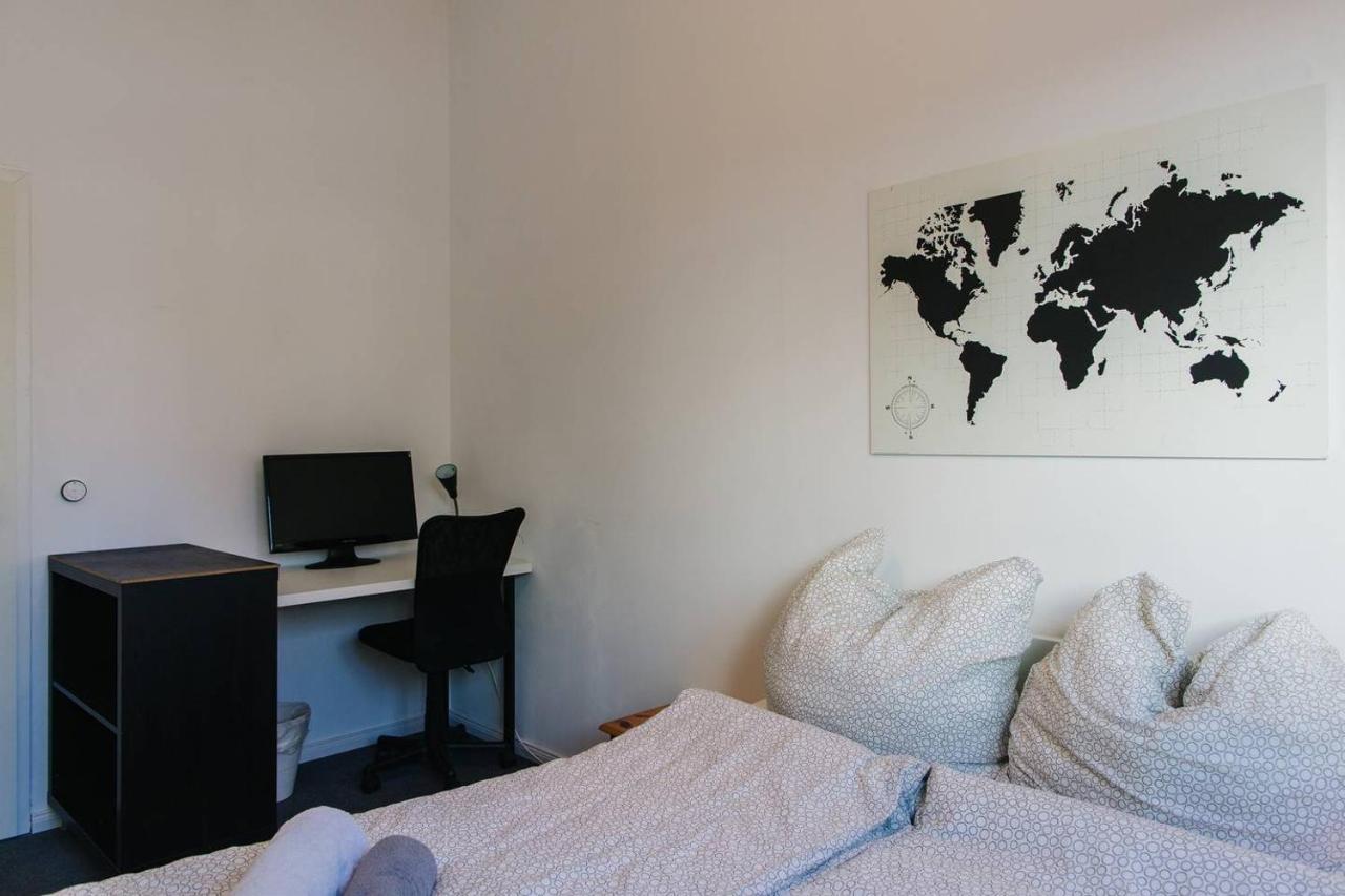 Apartment With 3 Bedroom +1.5 Bthrm +A/C In Prenzlauer Berg Berlin Eksteriør billede